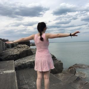 Meet your Posher, Cara